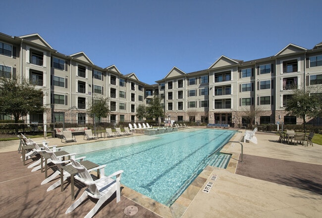 Building Photo - Nantucket at Fannin Station