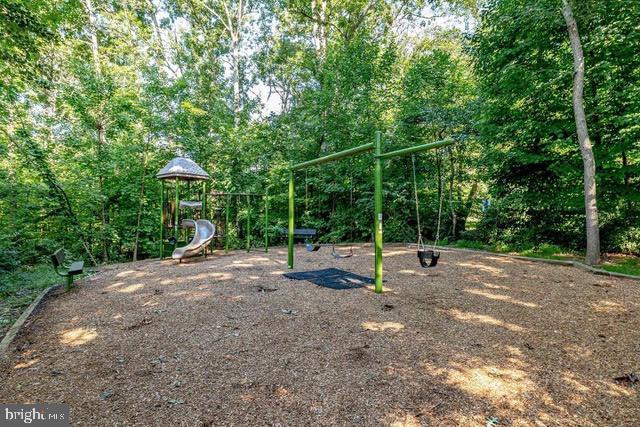 Building Photo - 1645 Oak Spring Way