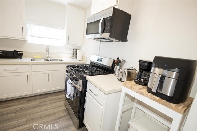 Building Photo - 1825 W Balboa Blvd