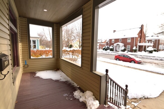 Building Photo - 2626 Union St