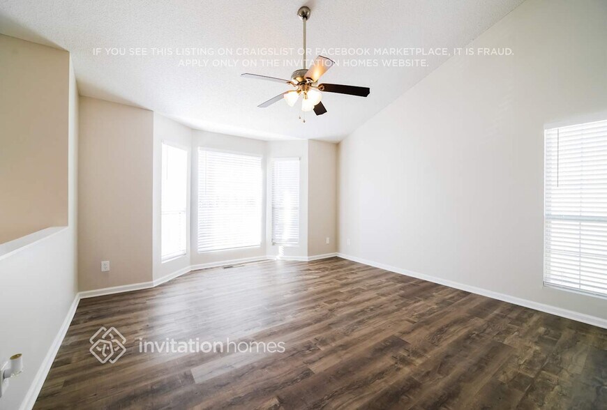 Building Photo - 4350 Yellow Rose Dr