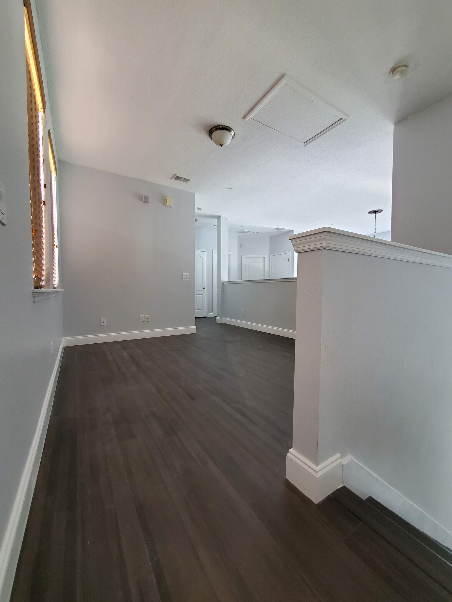 Building Photo - 4062 Markham Pl