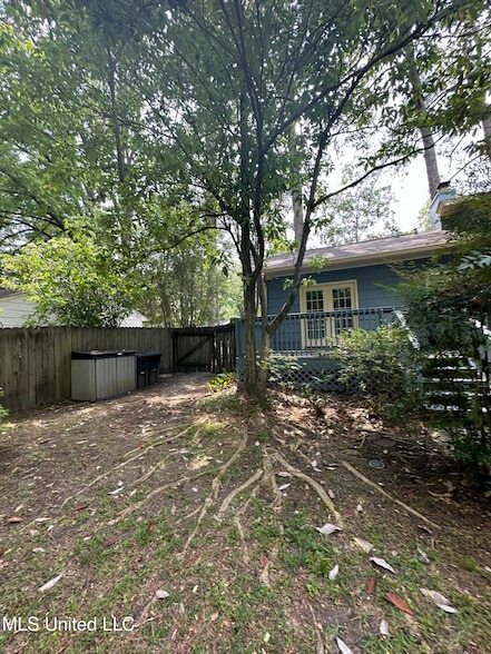 Building Photo - 3564 Cowan Pl