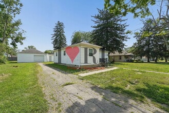 Building Photo - 1823 Ward Rd