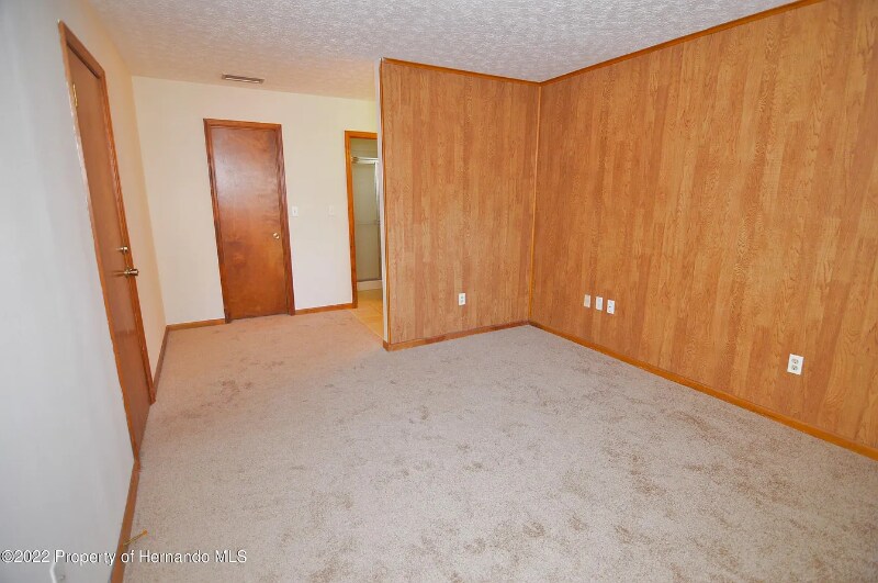 Building Photo - 909 Candlebrook Ln