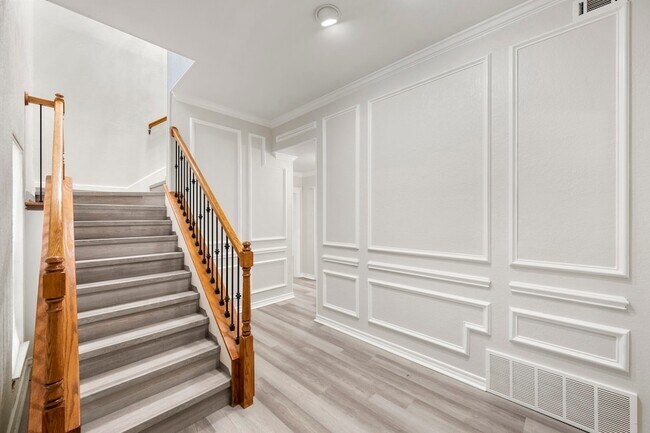 Building Photo - 4351 Bullfinch Ct