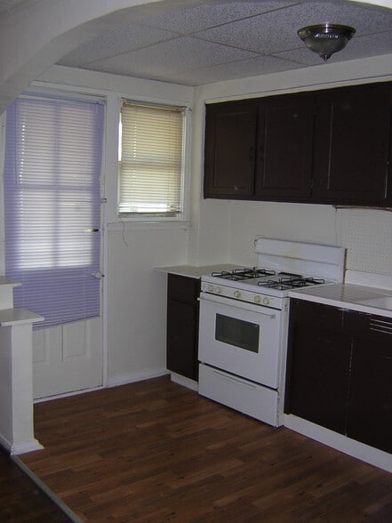 Building Photo - 3827 Saint Margaret St