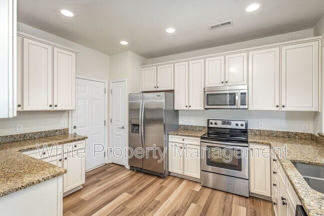 Building Photo - 15642 Canmore Street