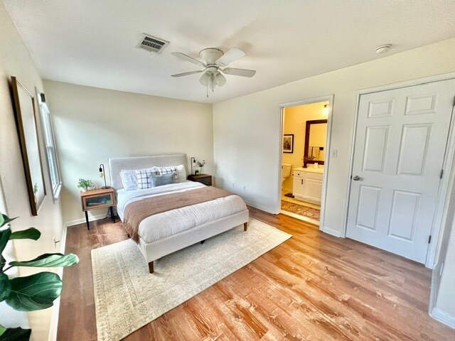 Secondary bedroom - 6900 E Riverside Dr