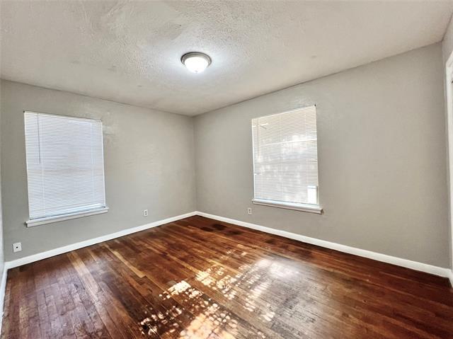 Building Photo - 1607 Herschel St