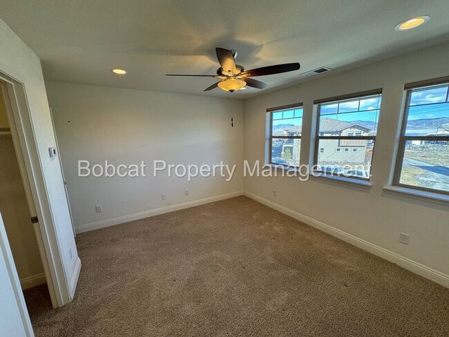 Building Photo - 1230 Saltern Dr