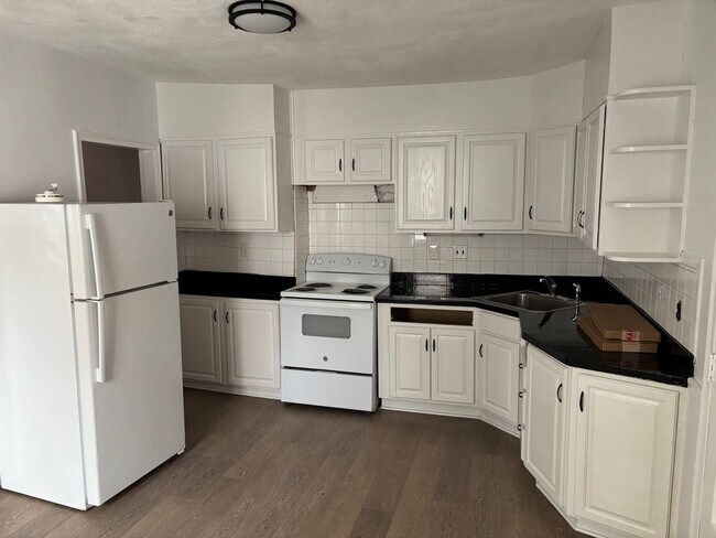 Building Photo - 43-45 Crescent St. Wakefield, MA (Offboard...