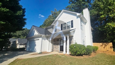 Building Photo - 2624 McGuire Dr