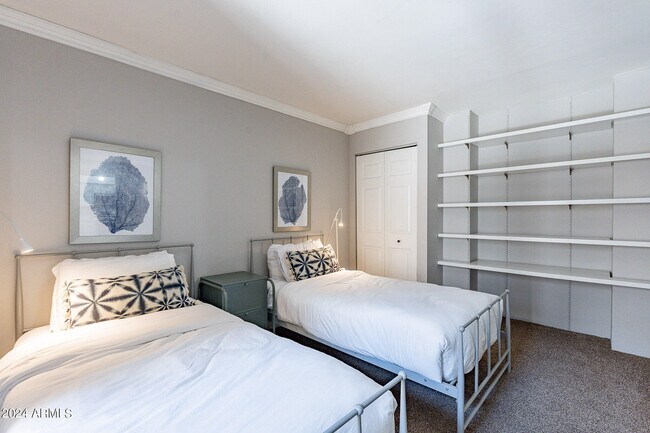 Building Photo - 5110 N 31st Way