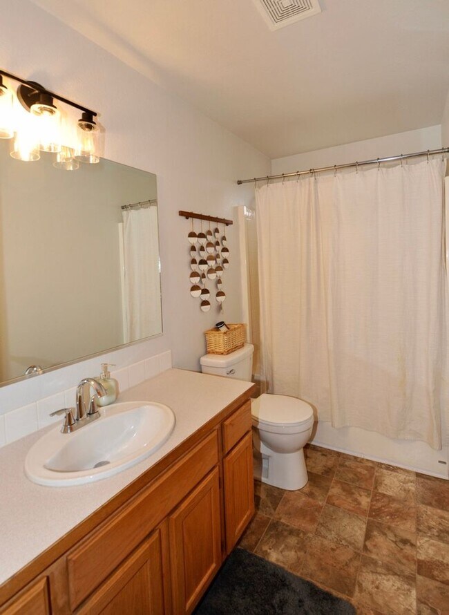 Building Photo - Hayden Rancher with RV parking