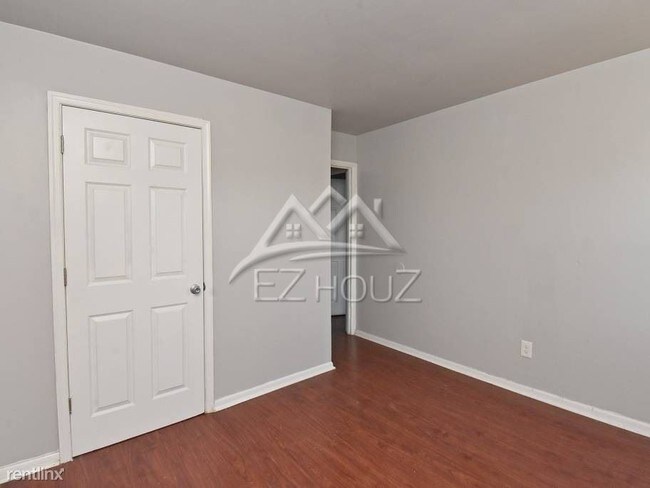 Building Photo - 2 br, 1 bath House - 5611 The Alameda,B