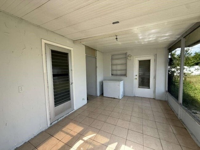 Building Photo - 22189 Laramore Ave