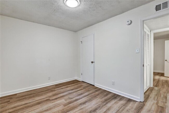 Building Photo - 4371 Springwood Terrace