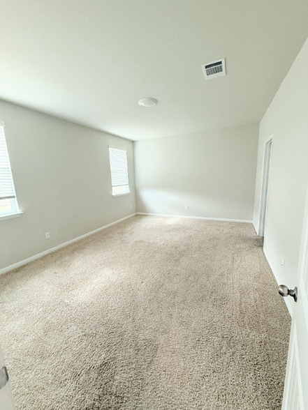 Building Photo - 157 Jayden Dr