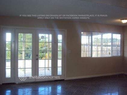Building Photo - 165 Bluebird Ct