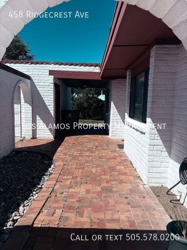 Building Photo - 458 Ridgecrest Ave