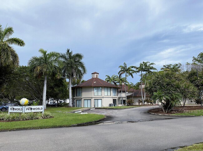 Building Photo - 755 Dotterel Rd