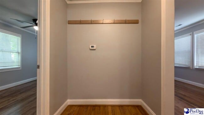 Building Photo - 321 S Park Ave