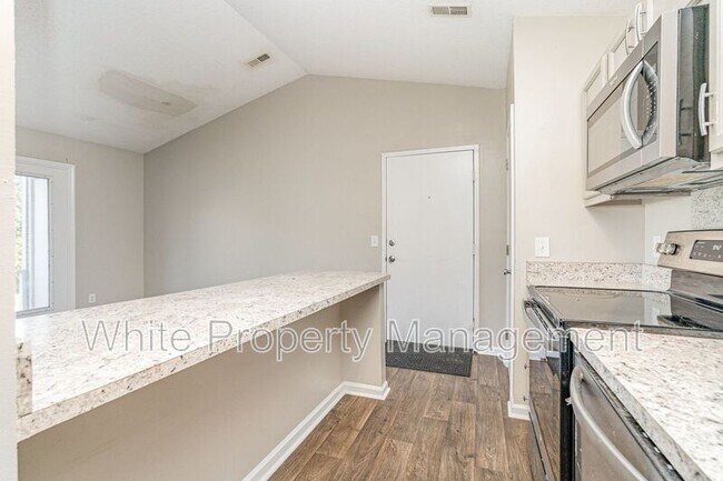 Building Photo - 6165 Meadow Rose Ln