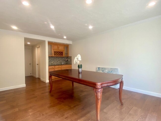 Building Photo - 852 Arcturus Cir