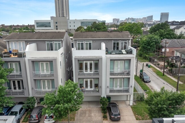 Building Photo - 1804 Prospect St