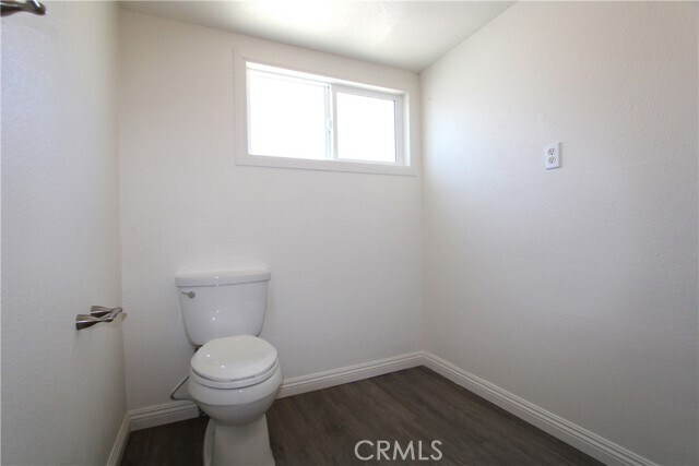 Building Photo - 3504 Crestmore Rd