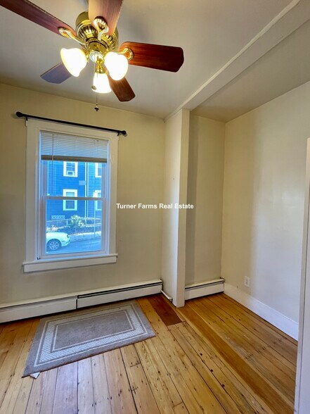 Building Photo - 19 Sachem St