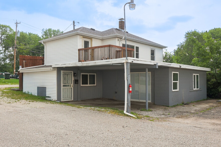 Building Photo - 528 N Cogswell Dr