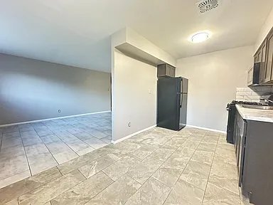 Building Photo - 8410 Bustleton Ave