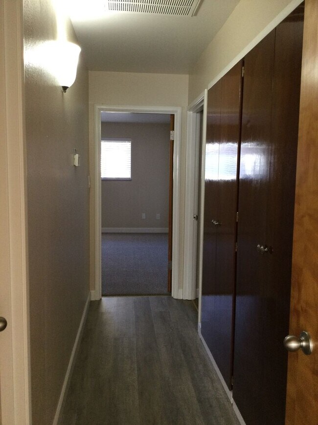 Building Photo - Parcel 4
