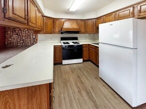 Building Photo - Cozy 2BR/1BA Single Family Home