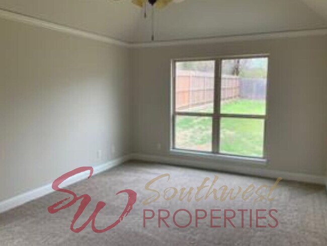 Building Photo - Beautiful 3 Bed / 2 Bath Home in Golf Course Community