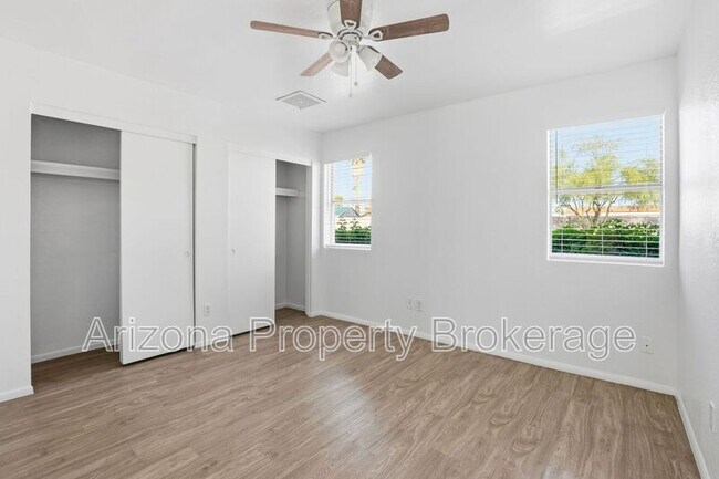 Building Photo - 1636 W Wescott Dr