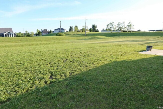 Building Photo - 13575 Crescent Ridge Dr