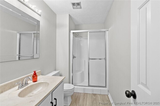Building Photo - 1716 Valley Ridge Dr