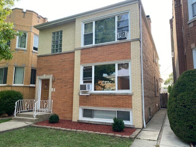Primary Photo - 5530 N Mango Ave