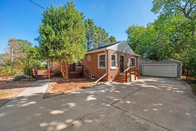 Building Photo - 4730 Pierce St