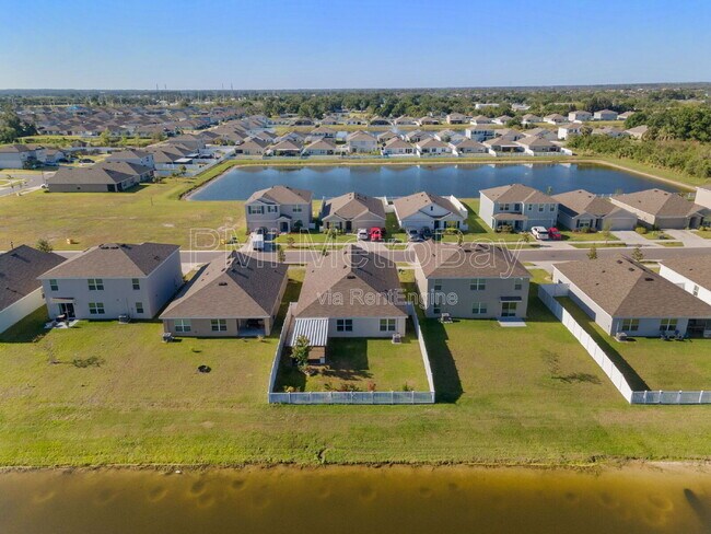 Building Photo - 816 Will Scarlett Ave