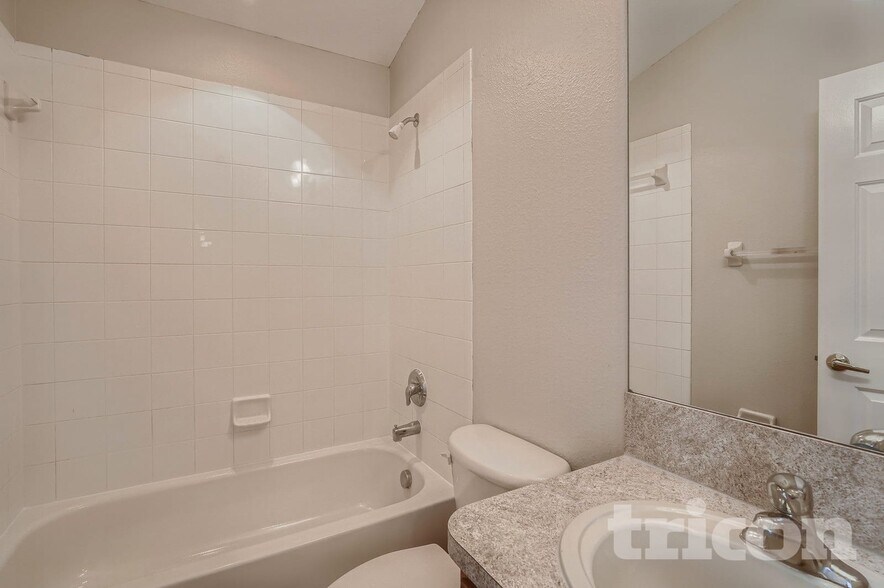 Building Photo - 3526 Morgan's Bluff Ct