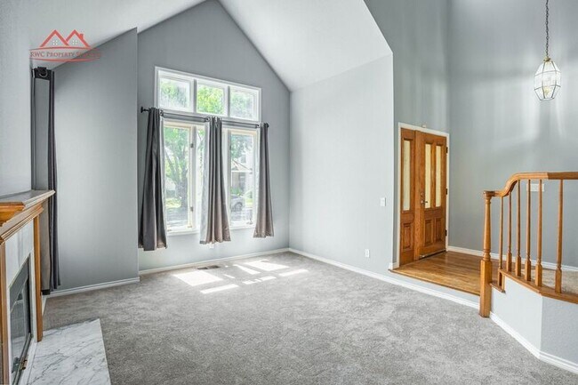 Building Photo - 6497 Hirabayashi Dr