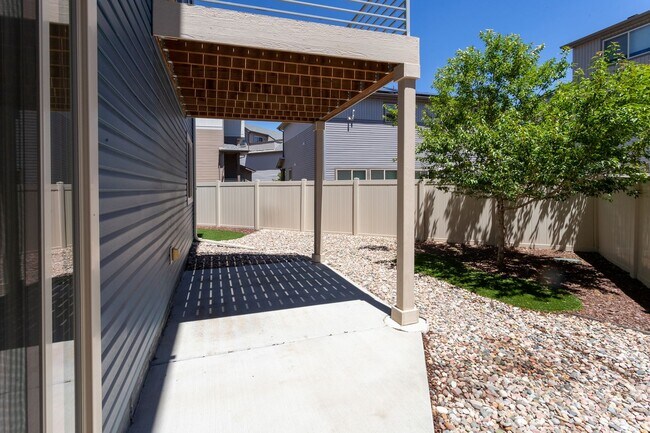 Building Photo - Move-In Ready Home in Desirable Banning Lewis Ranch!!