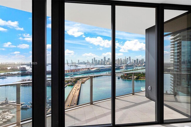 Building Photo - 500 Alton Rd