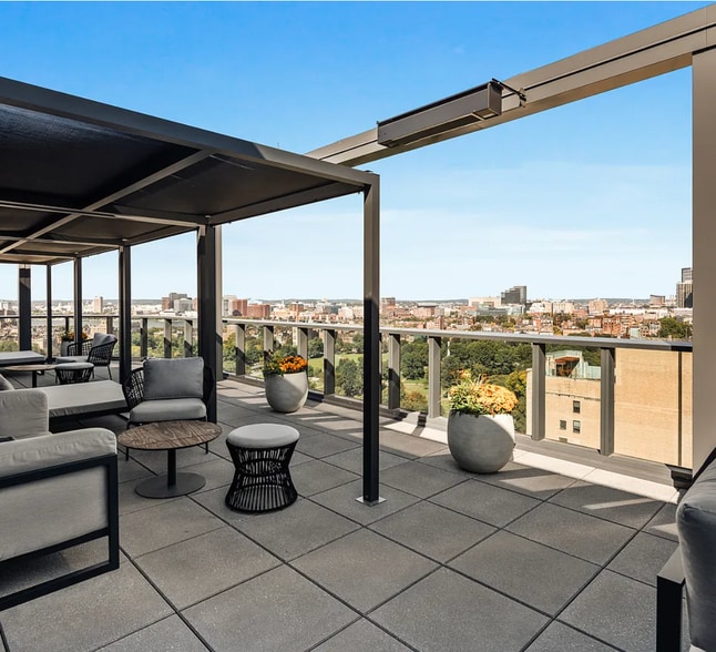 Rooftop - 55 Lagrange St