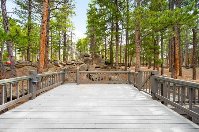 Building Photo - 1BD, 1BA Mountain Gatehouse in Conifer
