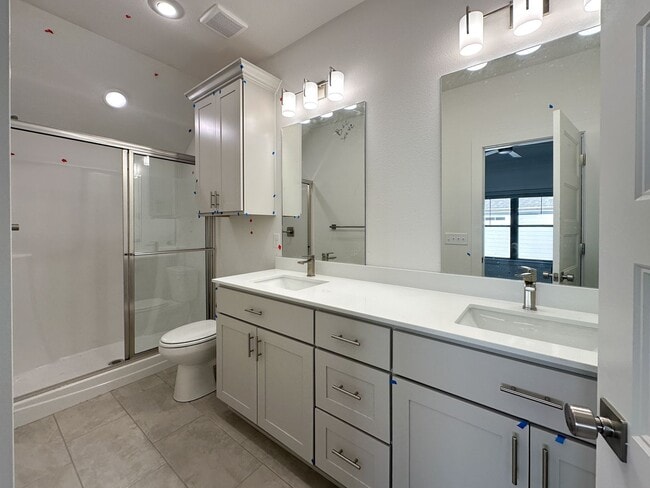 Building Photo - 4305 W Bronco Dr